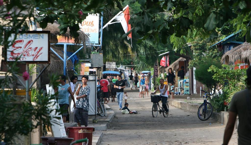 Mango Dive & Bungalow Gili Trawangan Exterior photo